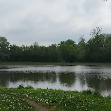 Grande Maison 6 Personnes Proche Angers Casa de Férias *